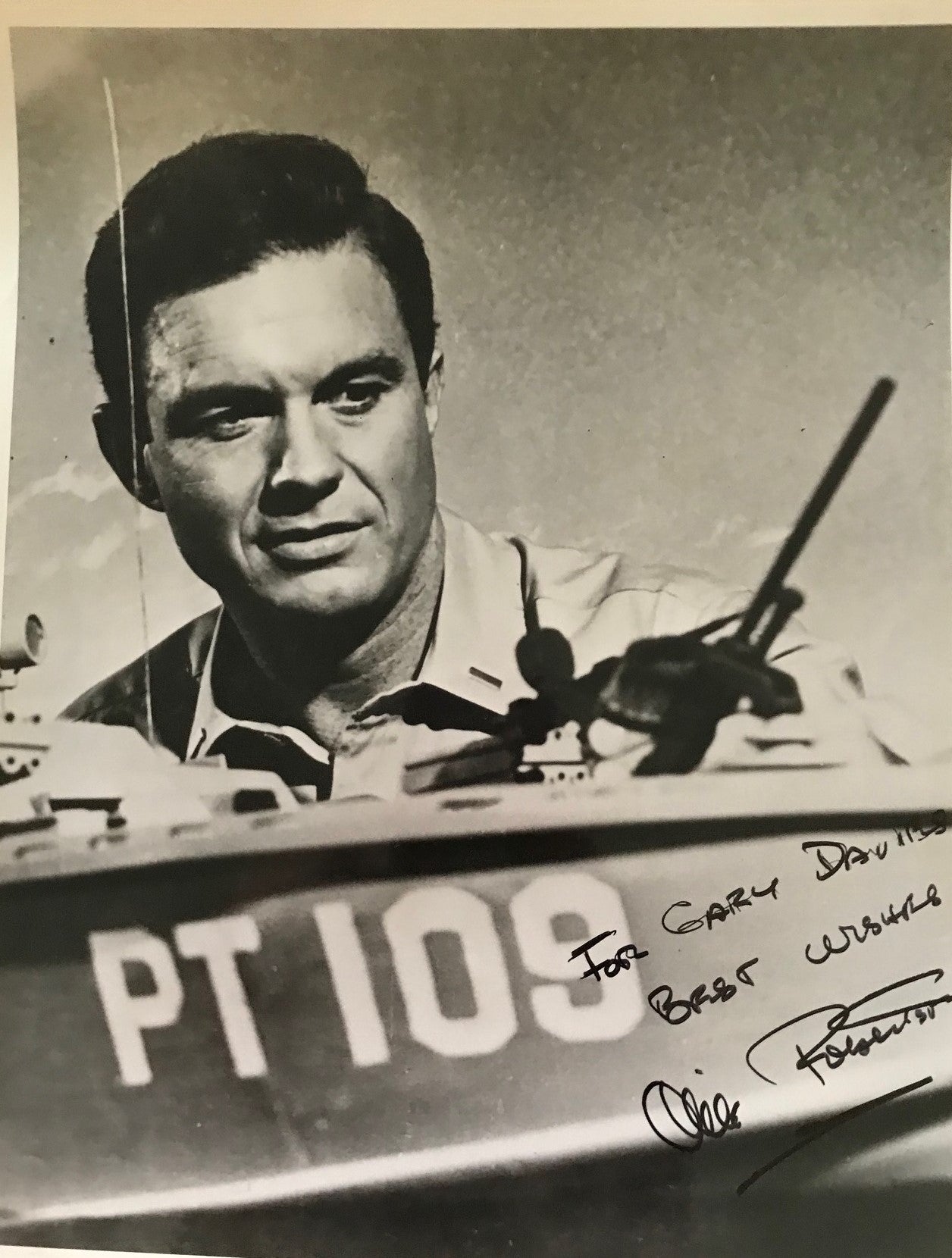 CLIFF ROBERTSON - AUTOGRAPHED 10 x 8 PUBLICITY PHOTOGRAPH from PT109 (1963)