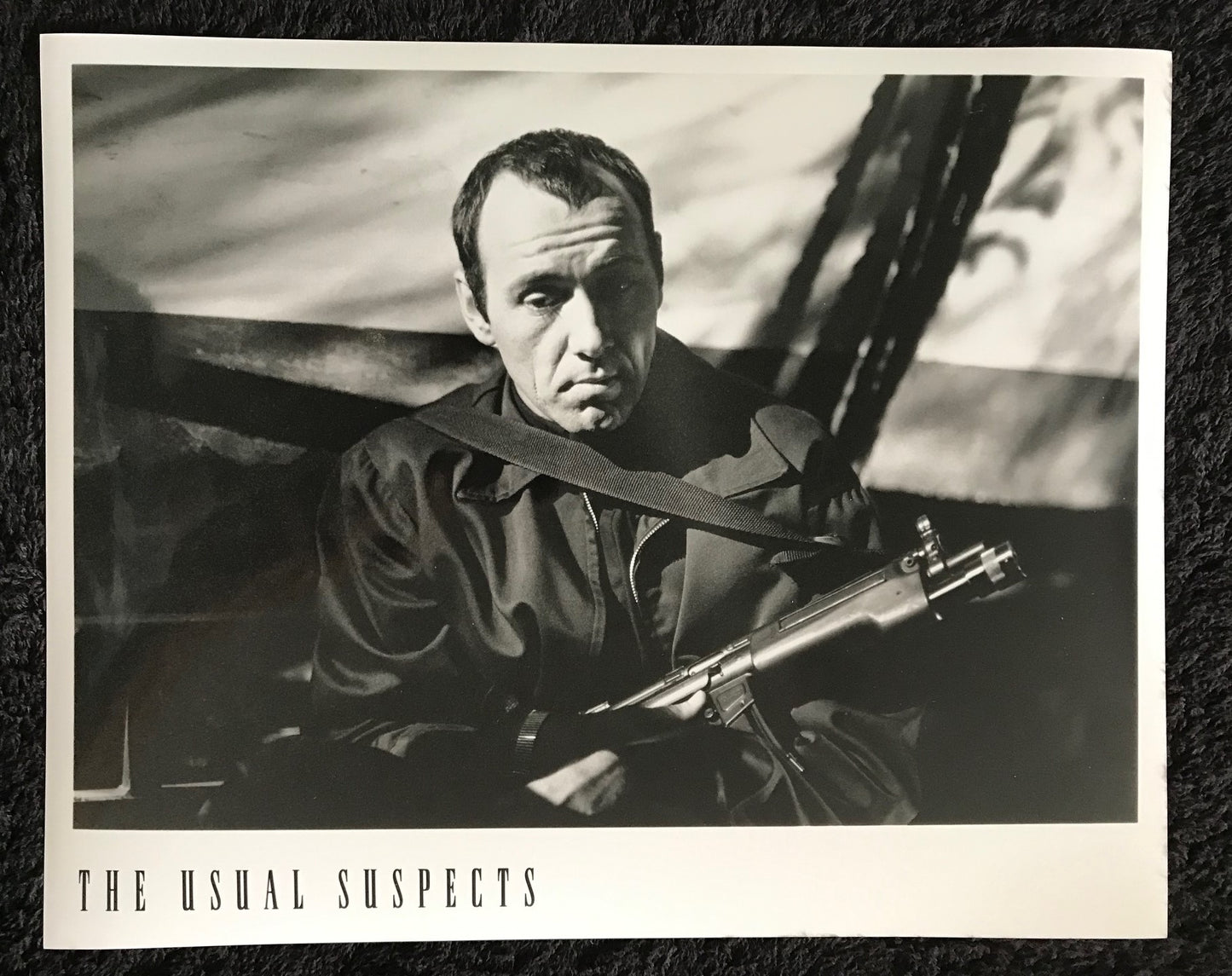 PUBLICITY PHOTOGRAPH - from THE USUAL SUSPECTS (a) (1995) - Kevin Spacey