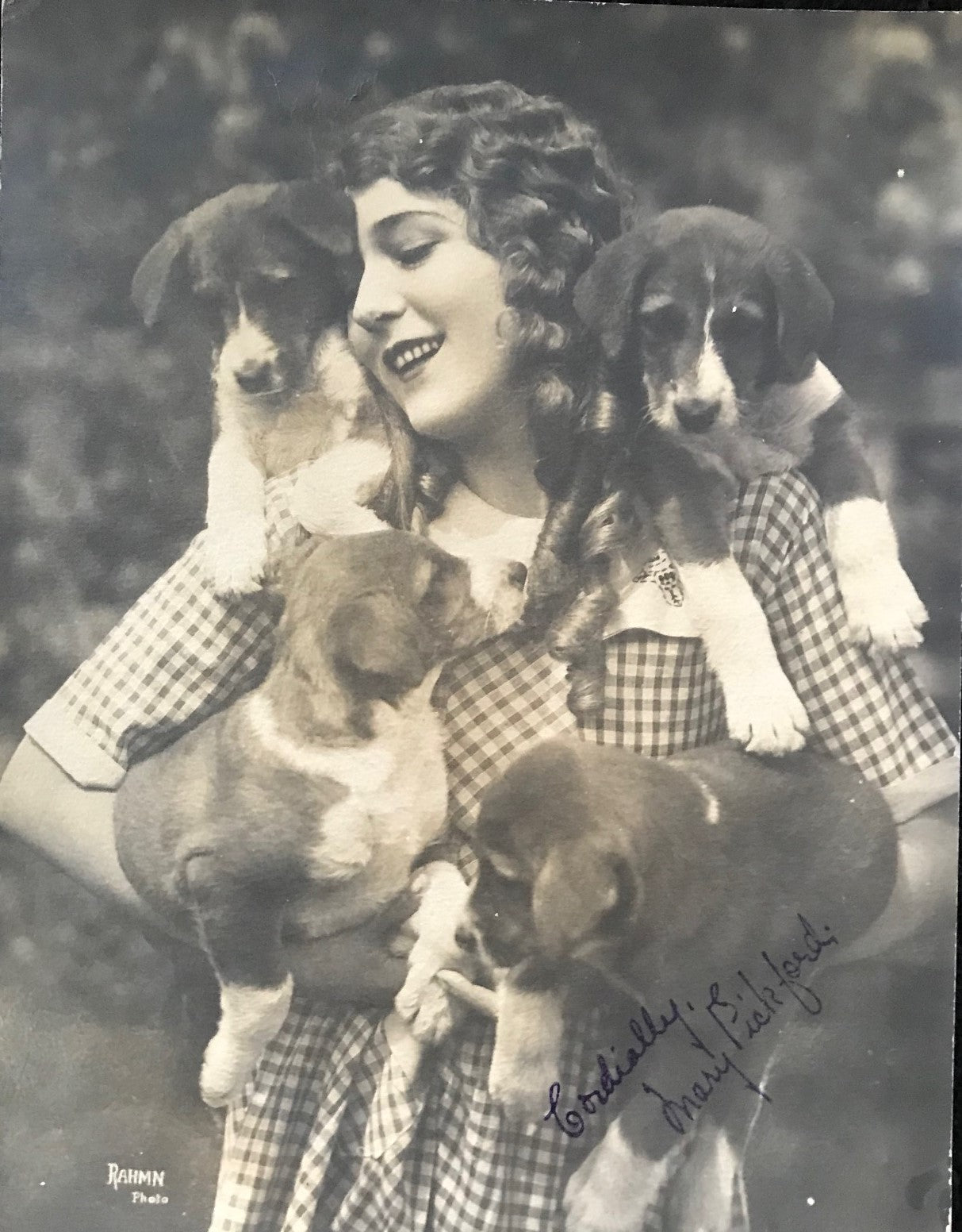 MARY PICKFORD - AUTOGRAPHED 8 1/2 x 6 1/2 PUBLICITY PHOTOGRAPH