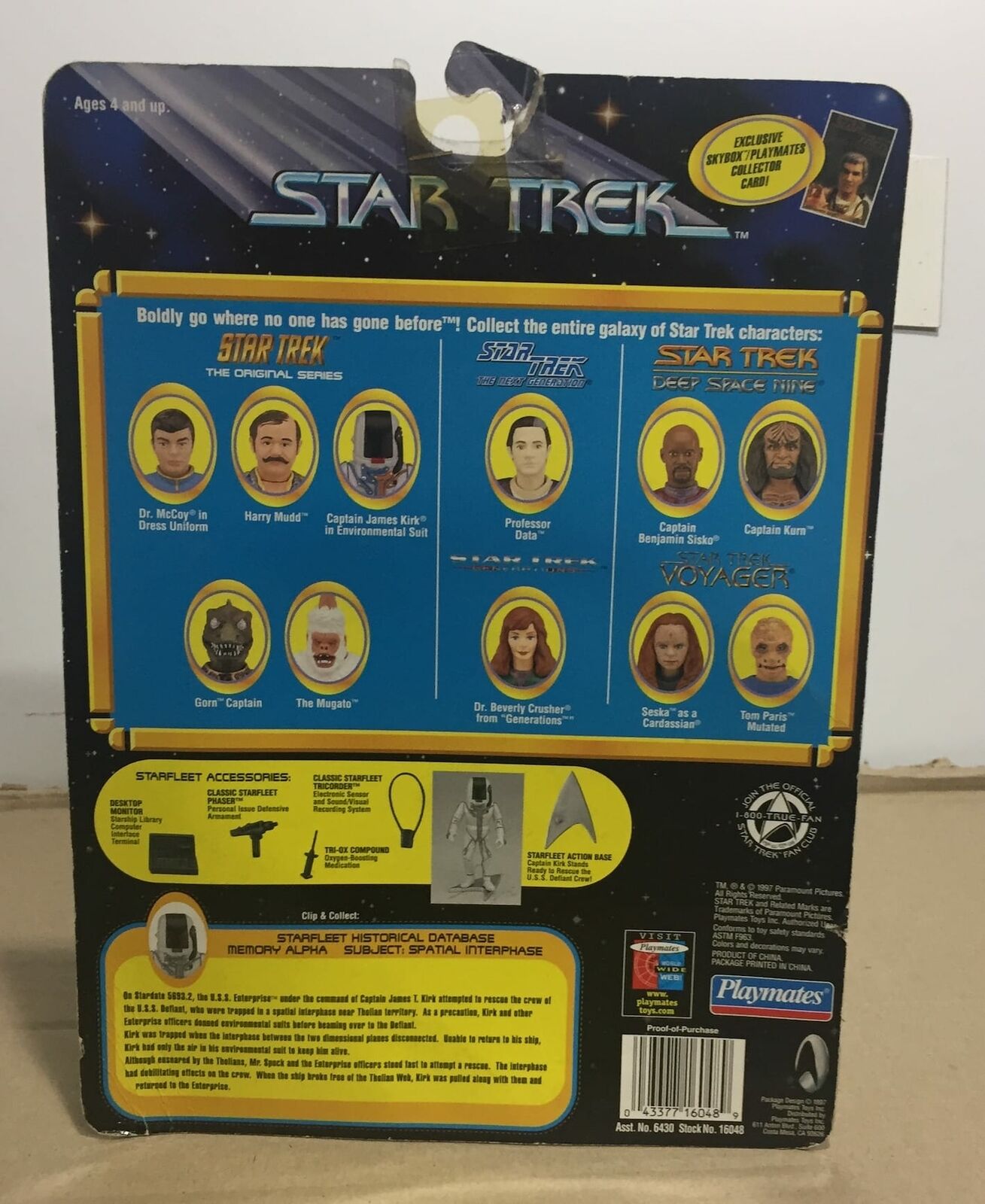 PLAYMATES STAR TREK CAPTAIN KIRK