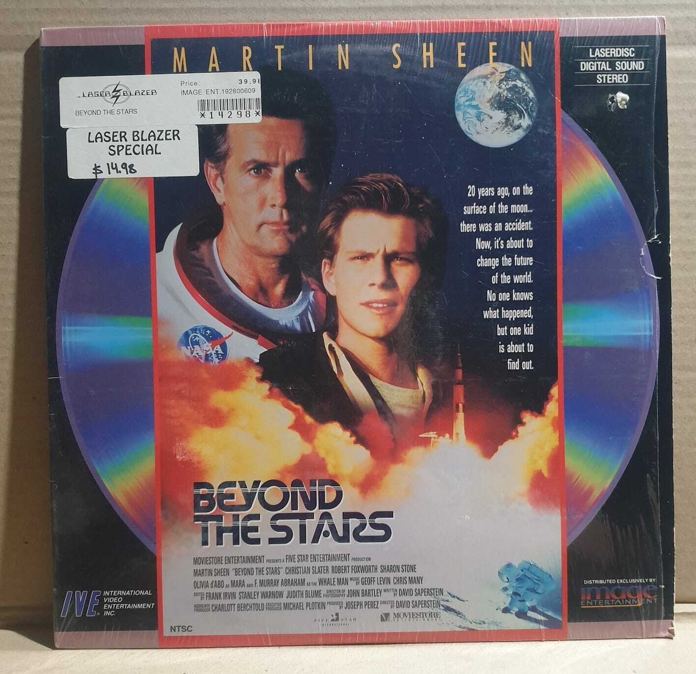 LASERDISC MOVIE - BEYOND THE STARS - Martin Sheen, Christian Slater, Robert F...