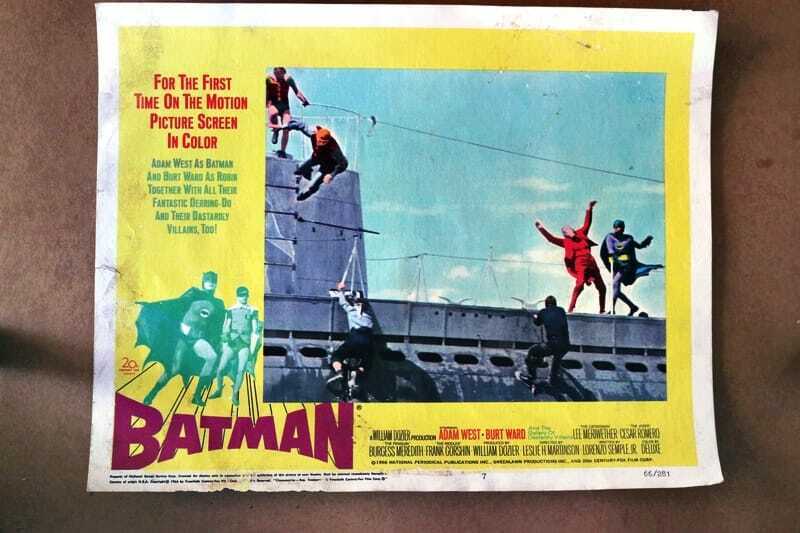 ORIGINAL LOBBY CARD - BATMAN - 1966 - card #7 - Adam West, Burt Ward, Lee Meriwether