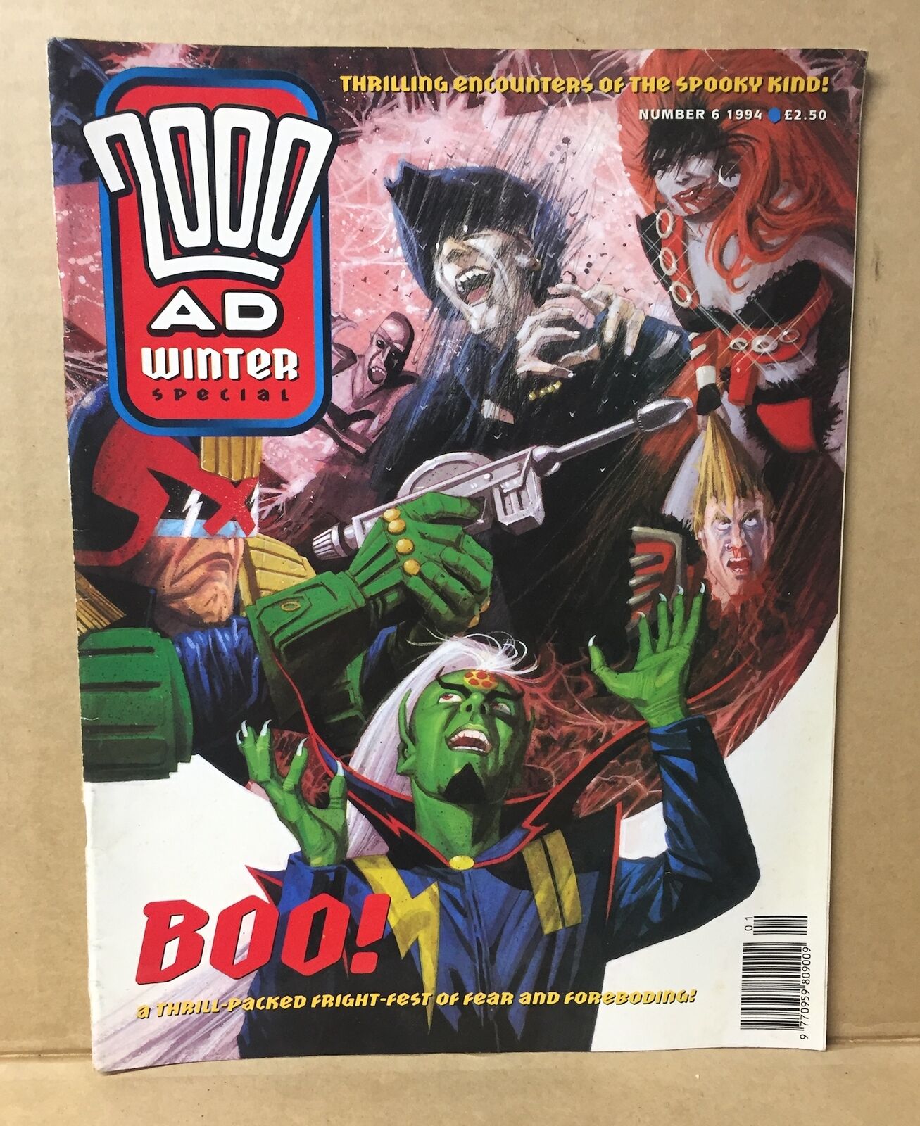 COMIC BOOK - 2000 AD 6