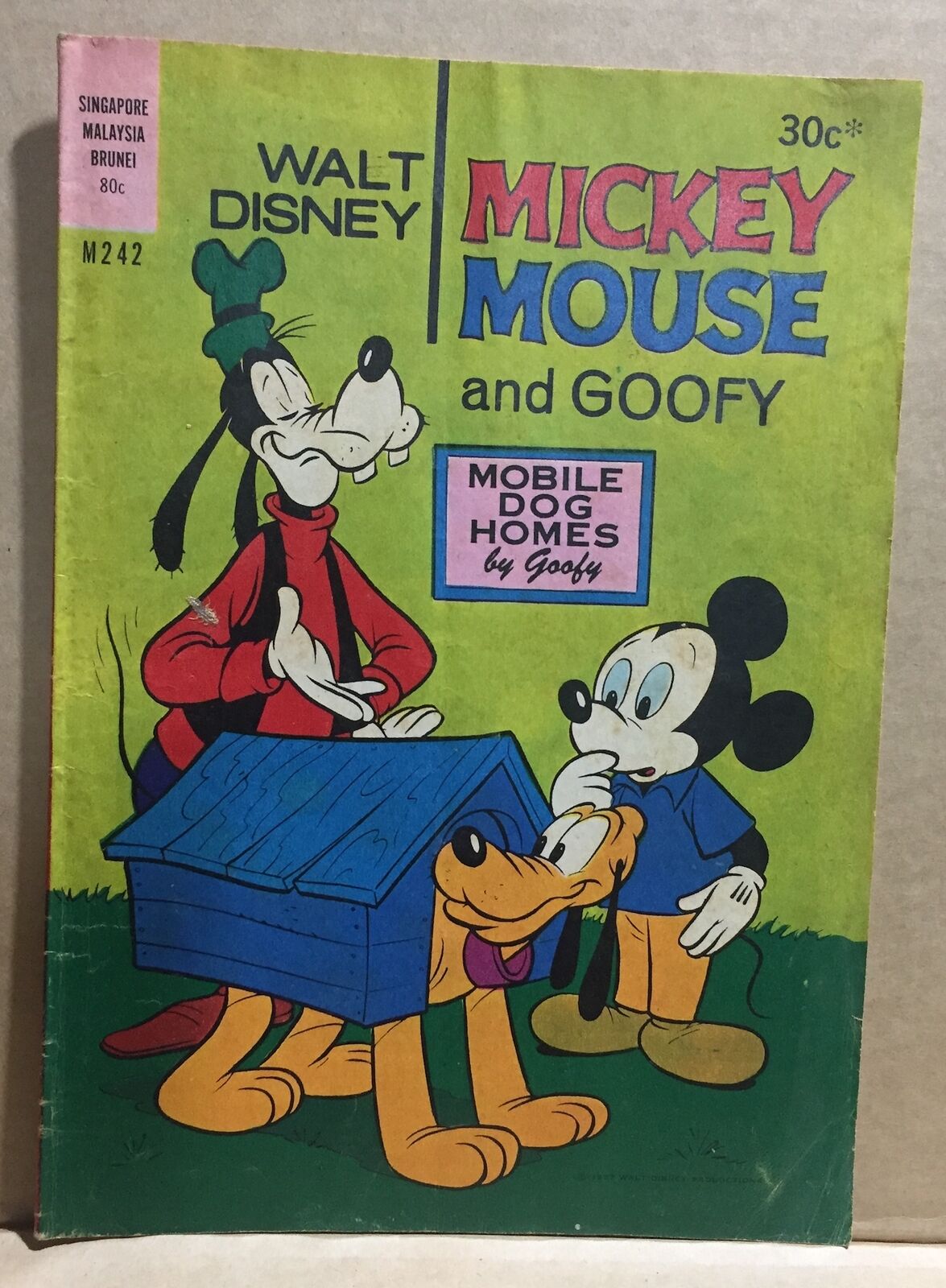 WALT DISNEY COMIC BOOK - MICKEY MOUSE AND GOOFY M242 australian