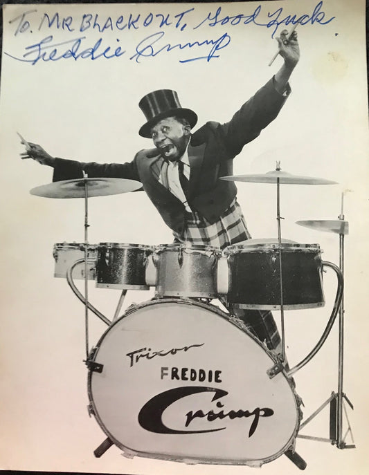 FREDDIE CRUMP - AUTOGRAPHED 10 x 8 PUBLICITY PHOTOGRAPH