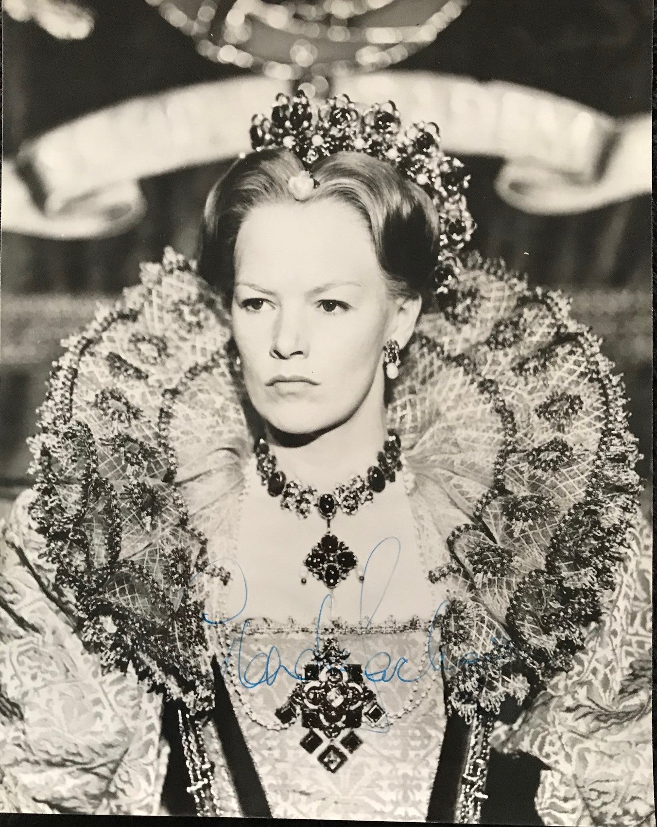 GLENDA JACKSON - AUTOGRAPHED 10 x 8 PUBLICITY PHOTOGRAPH from Mary, Queen of Scots (1971)