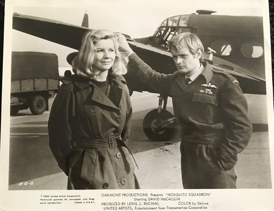 PUBLICITY PHOTOGRAPH - from MOSQUITO SQUADRON (h) (1969) - DAVID McCALLUM, SUZANNE NEVE (MQ-5)