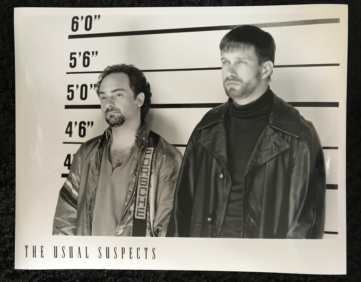 PUBLICITY PHOTOGRAPH - from THE USUAL SUSPECTS (c) (1995) - Kevin Pollak, Stephen Baldwin