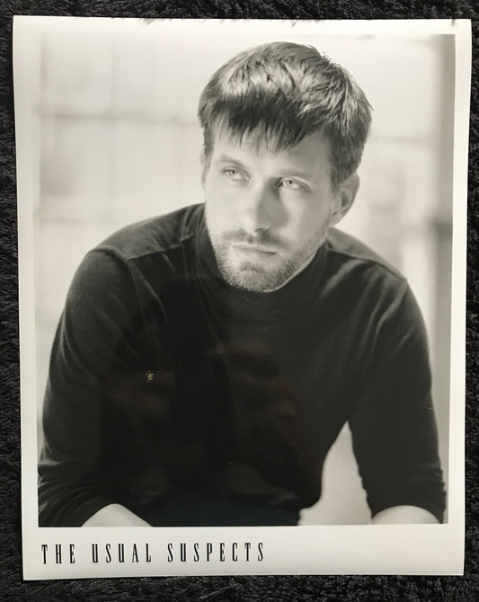 PUBLICITY PHOTOGRAPH - from THE USUAL SUSPECTS (d) (1995) - Stephen Baldwin