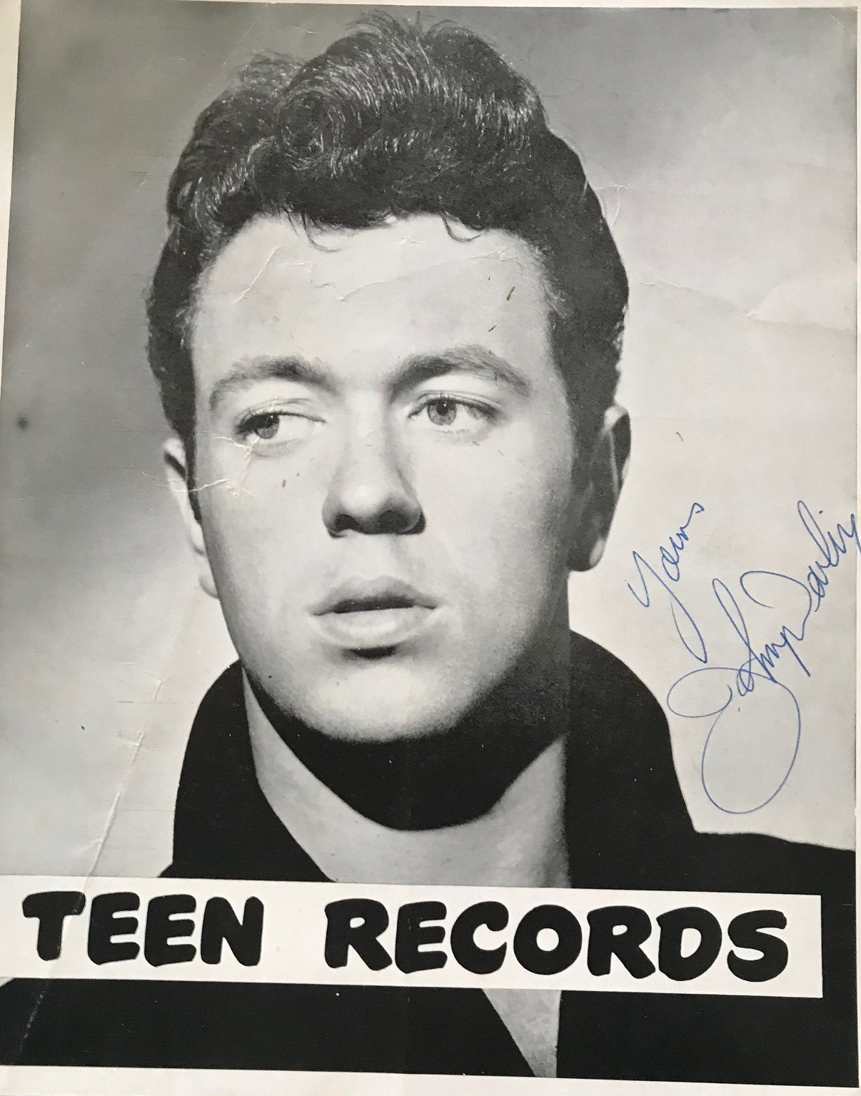 JOHNNY DEVLIN - AUTOGRAPHED 10 x 8 PUBLICITY PHOTOGRAPH