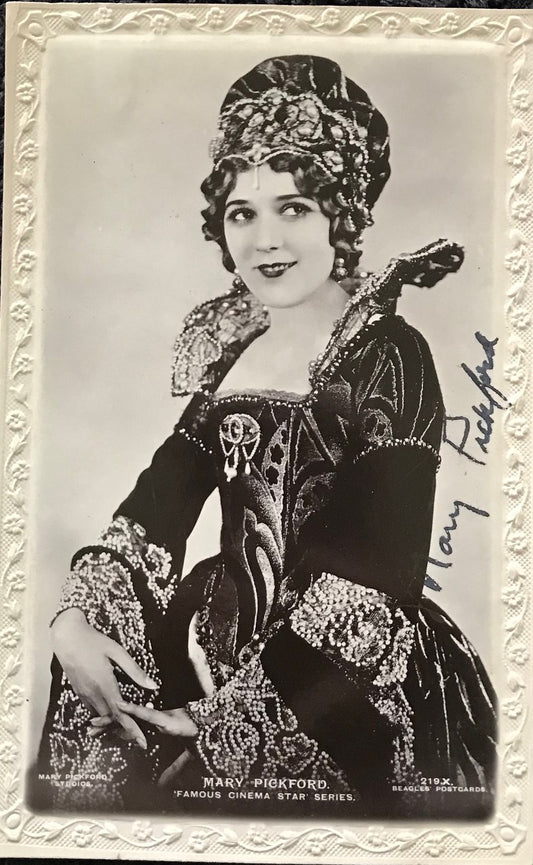 MARY PICKFORD  - AUTOGRAPHED 5 1/2 x 3 1/2 PUBLICITY PHOTOGRAPH - from Dorothy Vernon of Haddon Hall (1924)