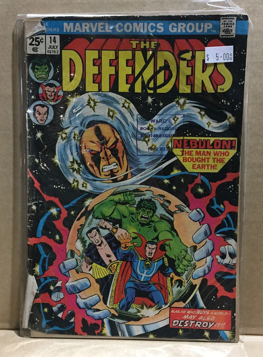 COMIC BOOK - THE DEFENDERS MARVEL 14