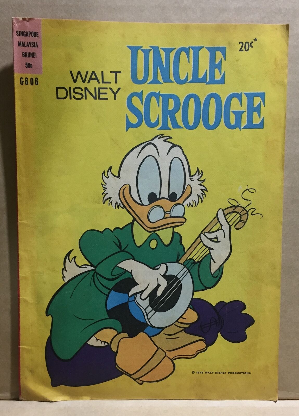 WALT DISNEY COMIC BOOK - UNCLE SCROOGE G606 australian