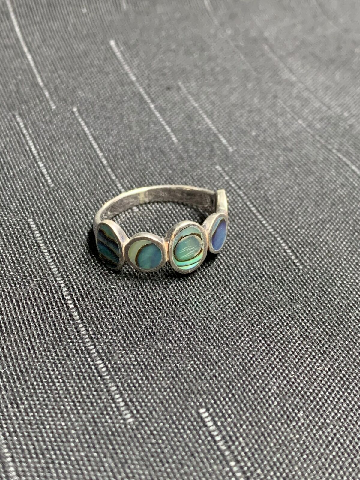 SILVER RING - WITH 5 OPAL-LIKE SETTINGS