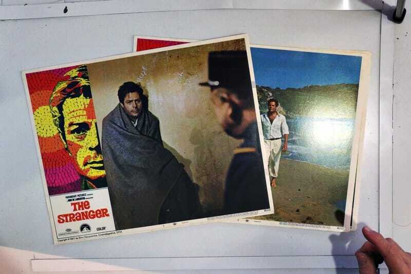 ORIGINAL LOBBY CARDS - THE STRANGER - 1968 -  set of 8