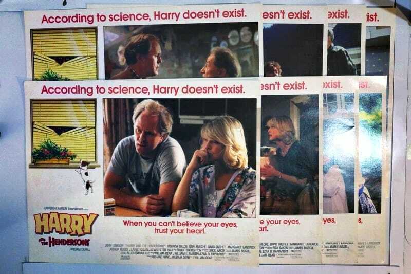 ORIGINAL LOBBY CARDS - HARRY AND THE HENDERSONS - 1987 - set of 8