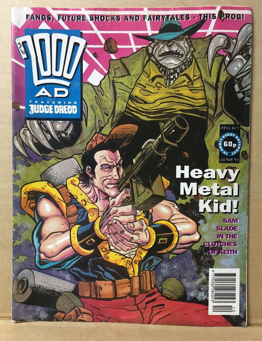 COMIC BOOK - 2000 AD 827