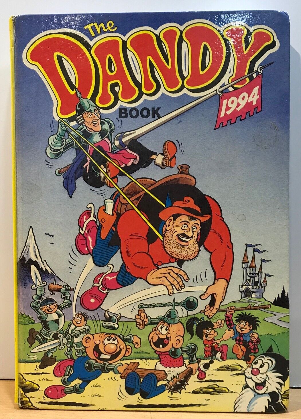 HARDCOVER COMIC BOOK - THE DANDY BOOK 1994