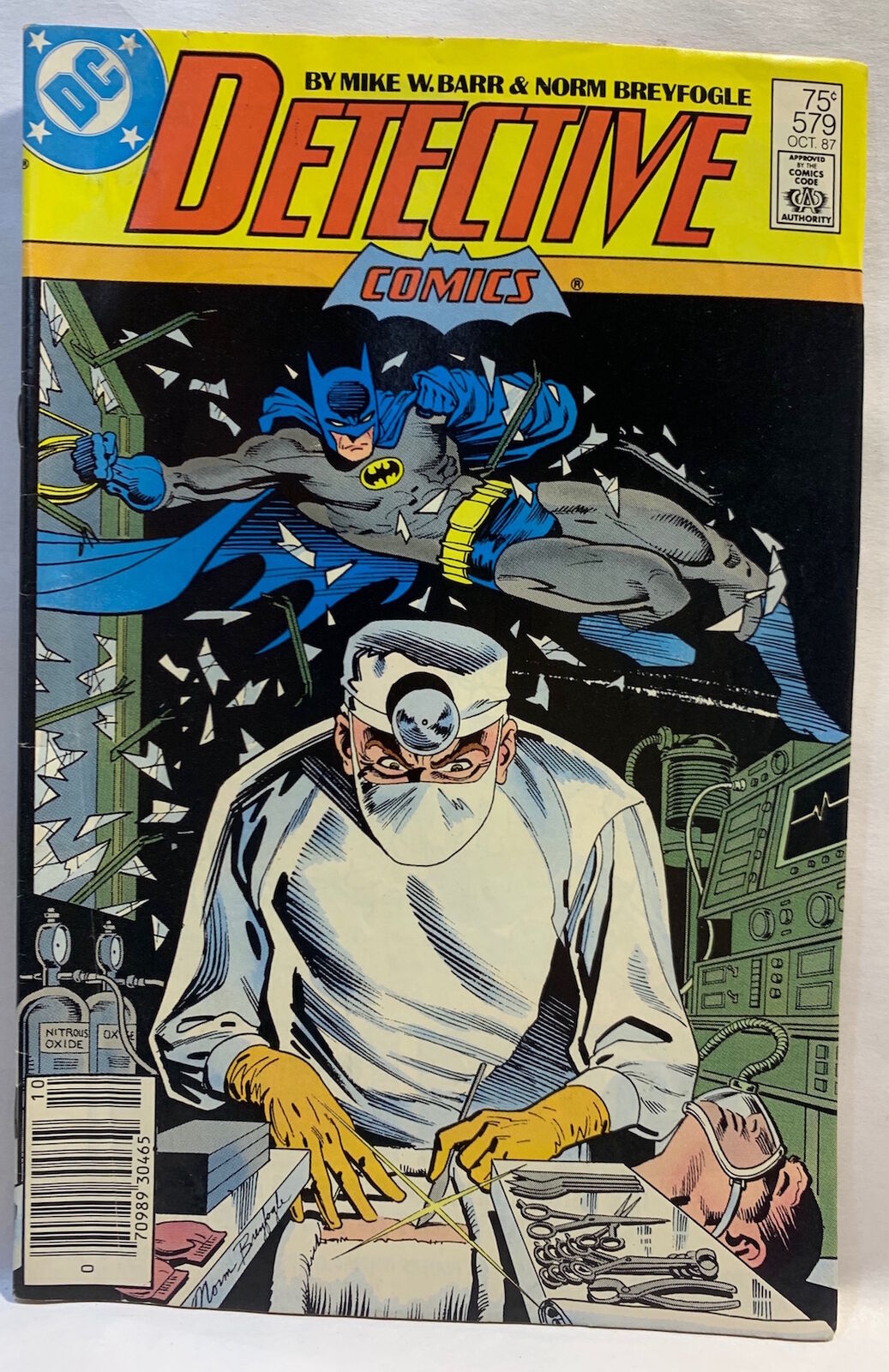 COMIC BOOK - BATMAN Detective Comics #579