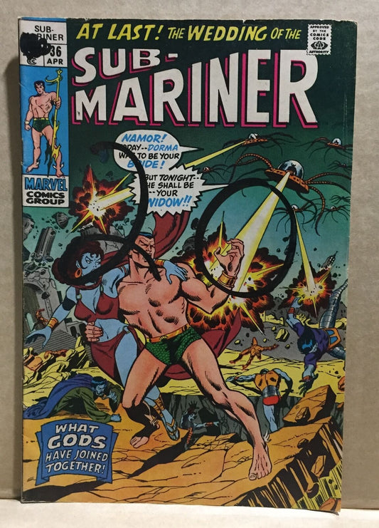 COMIC BOOK - MARVEL SUB-MARINER 36