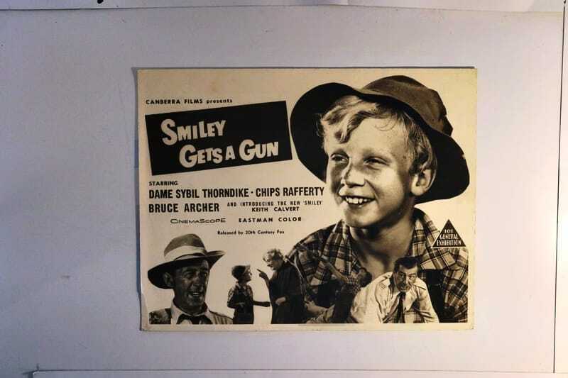 ORIGINAL LOBBY CARD - SMILEY GETS A GUN - 1959 - title card  -  Australian