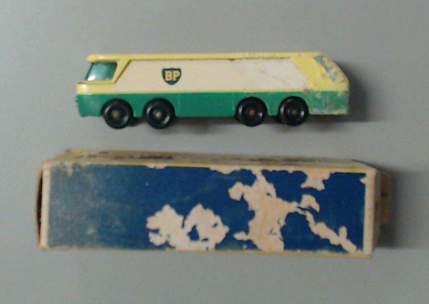 COLLECTABLE MATCHBOX CAR TRUCK TOYS LESNEY MAJOR -IN BOX- B.P PETROL TANKER M-1