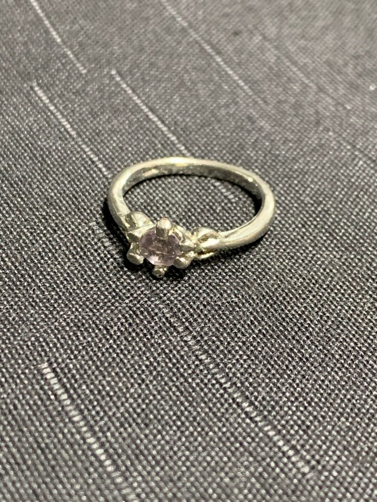 SILVER RING - WITH PURPLE STONE SETTING