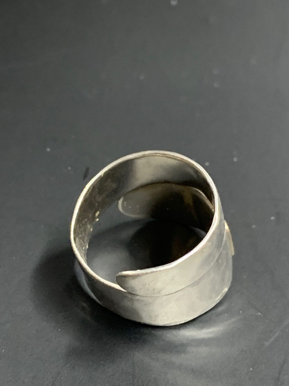 UNISEX RING - GOLD AND SILVER SPRIAL RING