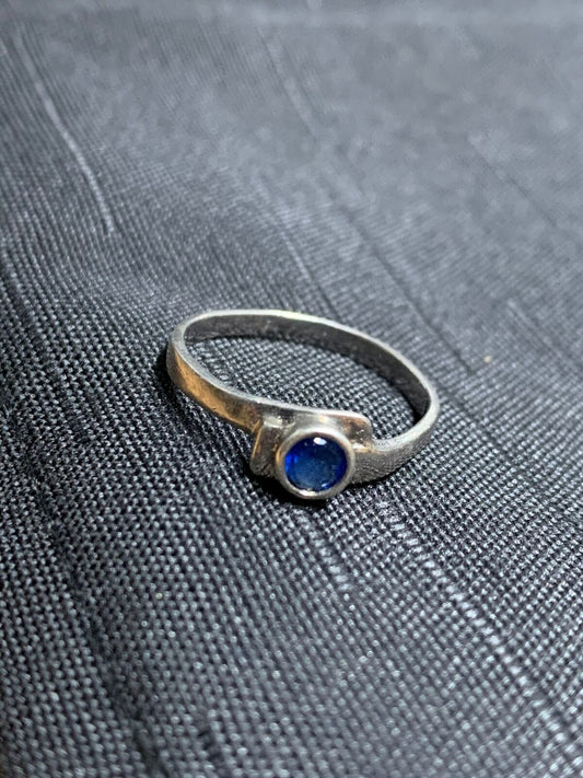 THIN SILVER RING - WITH SHALLOW OCEAN BLUE STONE SETTING