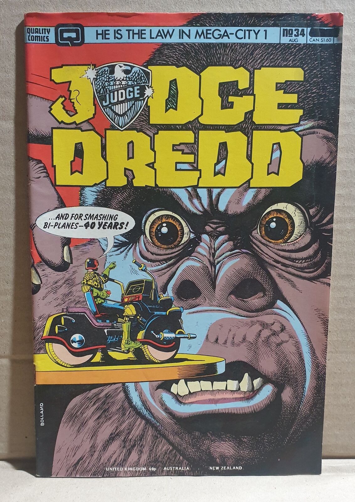 COMIC BOOK - EAGLE COMICS JUDGE DREDD #34