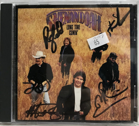 MUSIC CD IN CASE (COVER SIGNED) - SHENANDOAH - LONG TIME COMIN'