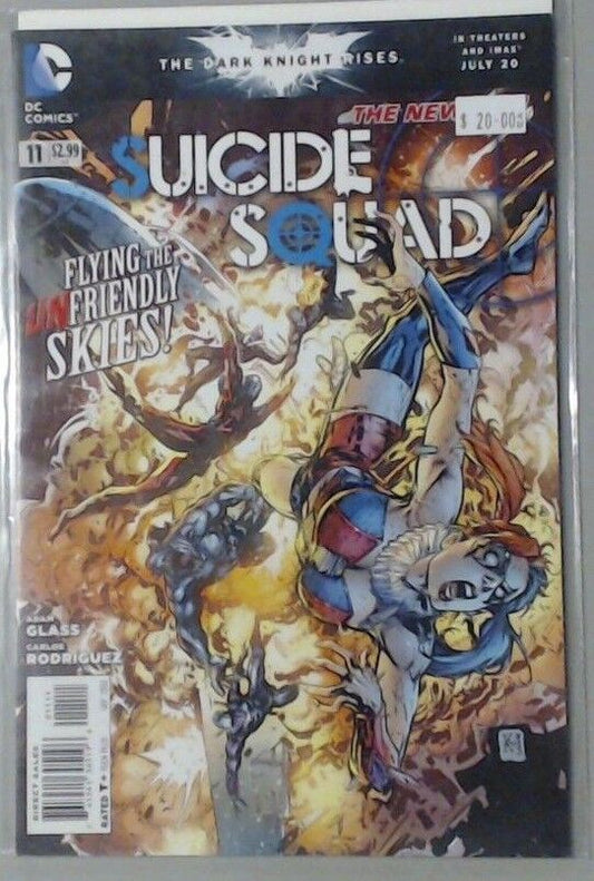 COMIC BOOK - SUICIDE SQUAD DC #11 HARLEY QUINN DARK KNIGHT