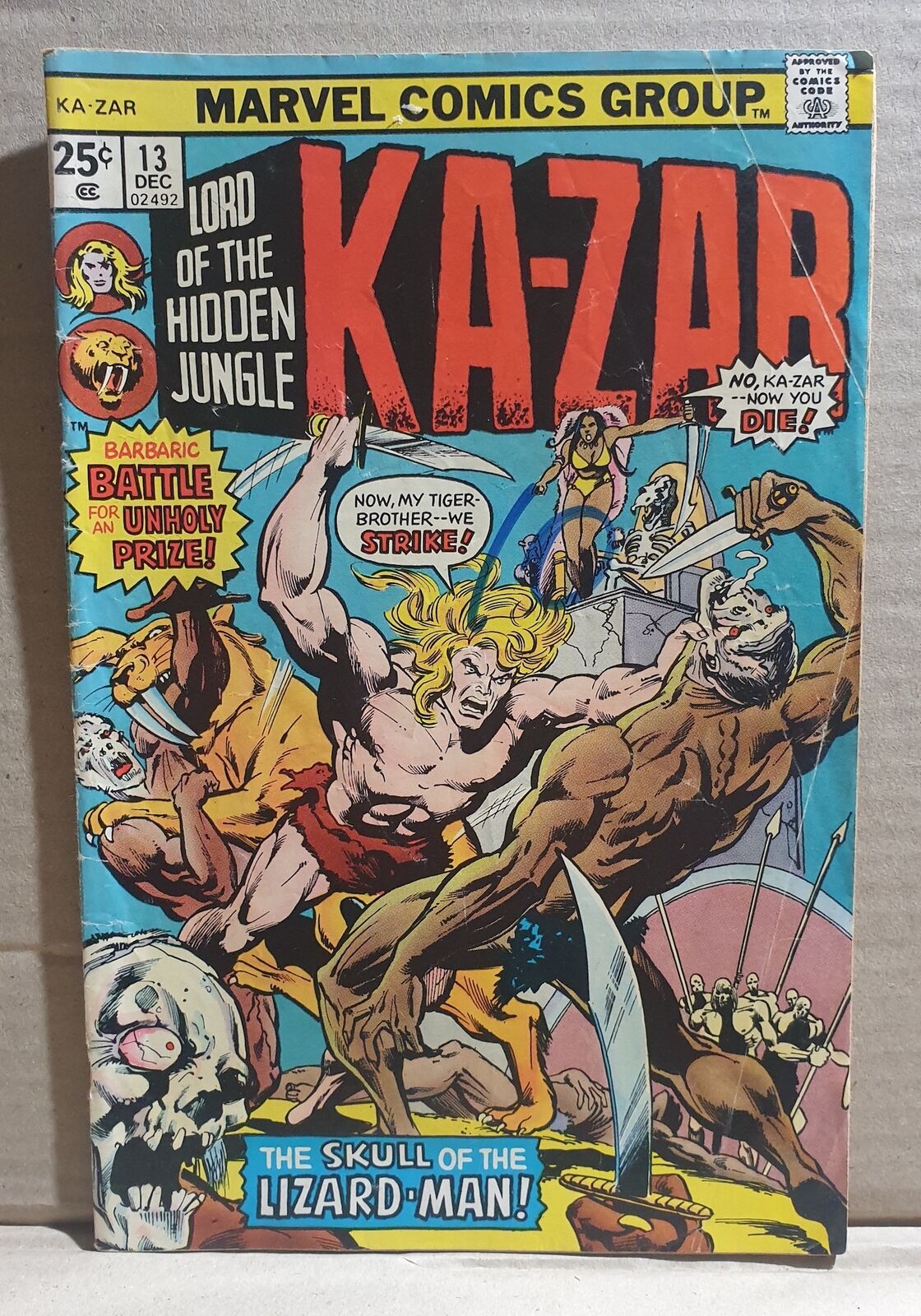 COMIC BOOK - MARVEL KAZAR #13