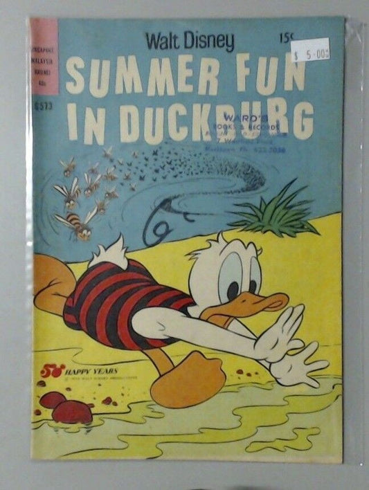 COMIC BOOK - WALT DISNEY SUMMER FUN IN DUCKBERG G573 DONALD DUCK BEES