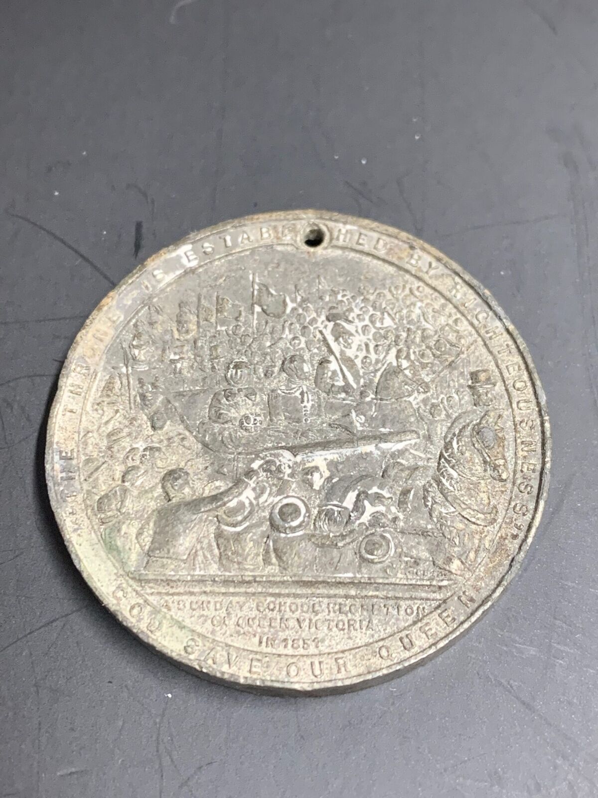 QUEEN VICTORIA 1887 - SUNDAY SCHOOL MEDAL