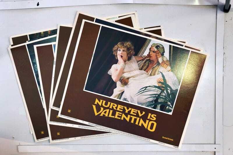 ORIGINAL LOBBY CARDS - VALENTINO - 1977 - set of 8