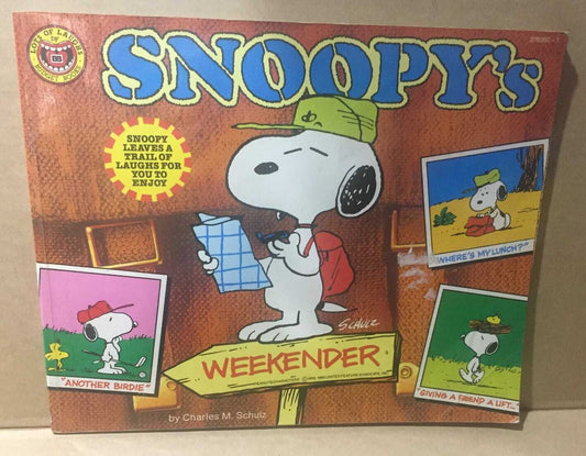 SNOOPY'S WEEKENDER COMIC BOOK