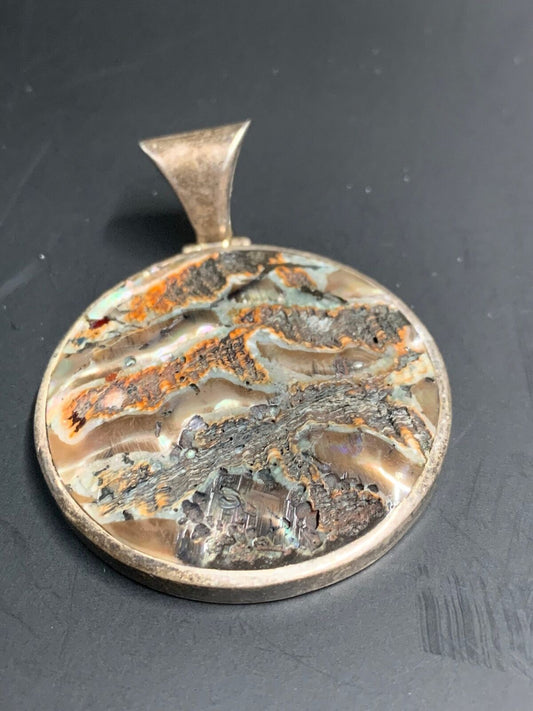 STERLING SILVER PENDANT WITH UNIDENTIFIED SETTING