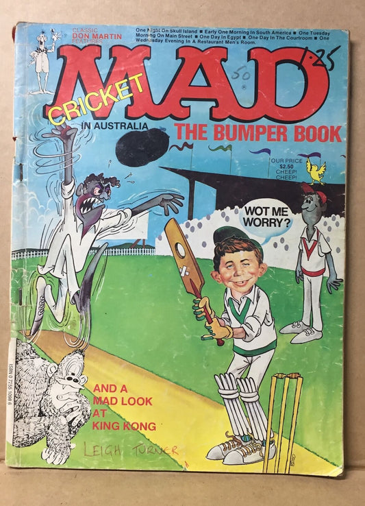 COMIC BOOK - MAD CRICKET BUMPER BOOK AUSTRALIA