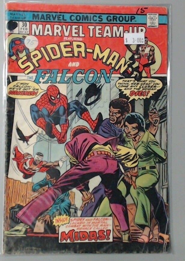 MARVEL COMIC BOOK - TEAM UP SPIDER-MAN AND FALCON NUMBER 30