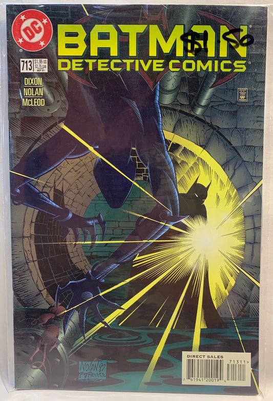 COMIC BOOK - BATMAN Detective Comics #713